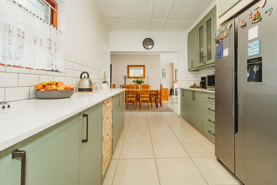 3 Bedroom Property for Sale in Denver Park Western Cape